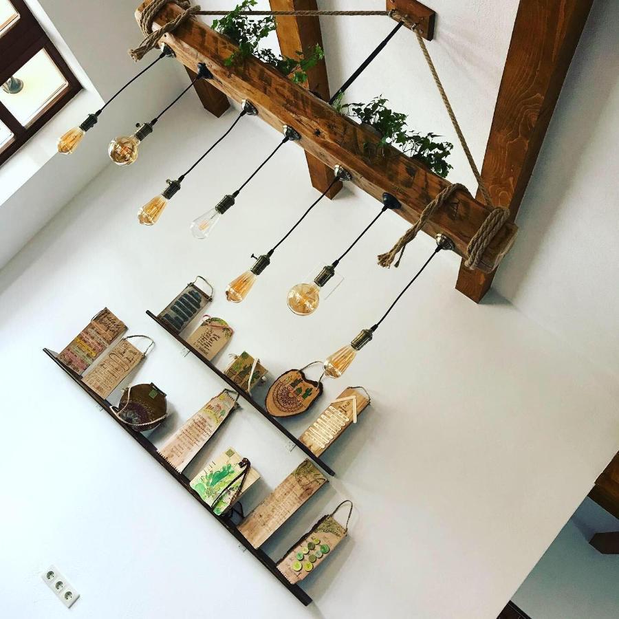 Famives Vendeghaz Bed and Breakfast Racul Buitenkant foto
